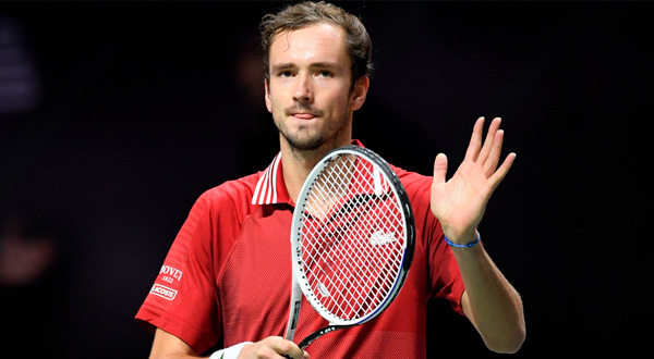 Medvedev sela vitória da Rússia contra o Equador nas Finais da Copa Davis 12 medvedevdavis21