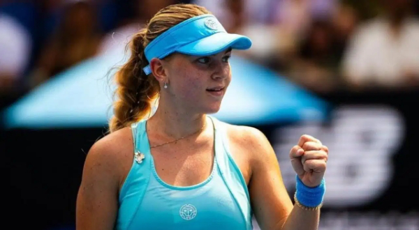 Timofeeva vira contra Wozniacki e pode estar no caminho de Bia Haddad Maia 25 timofeevaausopen24 2