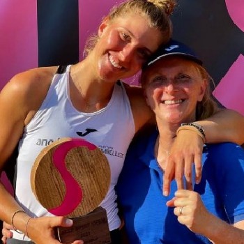 Bia Maia dedica titulo em Montreux a Luisa Stefani 10