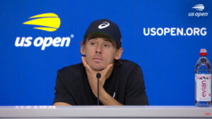 Alex de Minaur em entrevista coletiva no US Open