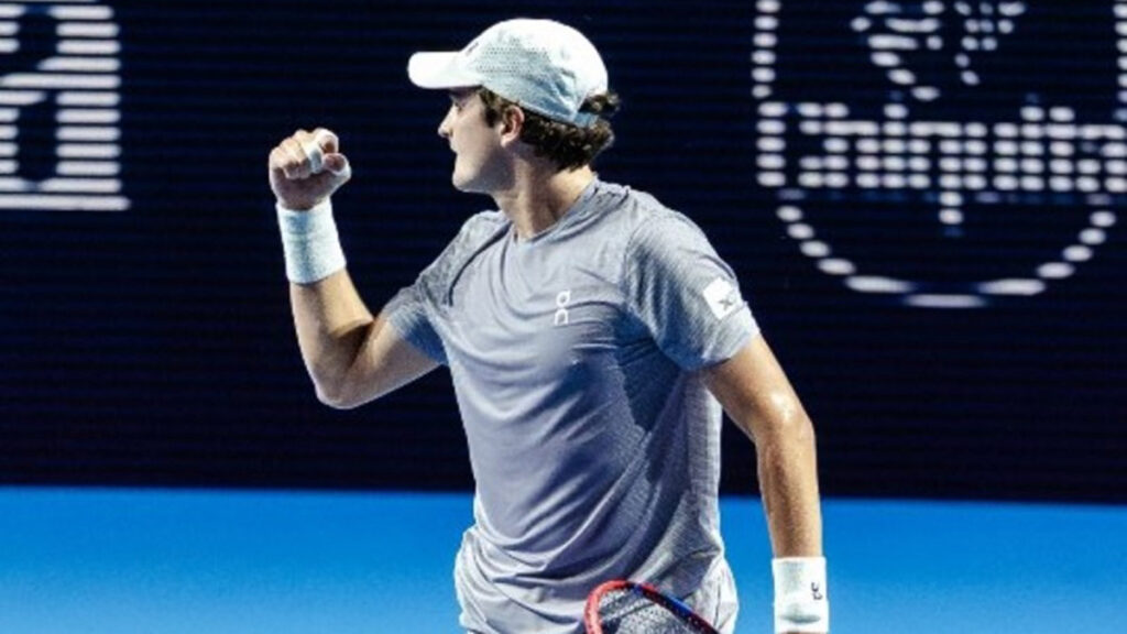 João Fonseca busca virada, vê Shapovalov abandonar e vai à semi na Basileia 30 fonsecabasileia253