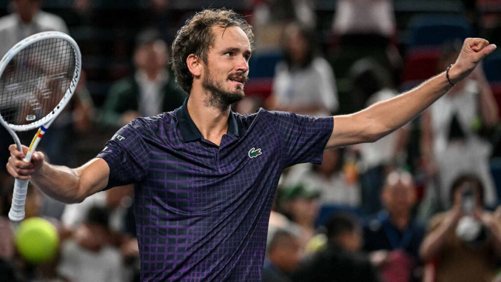 Medvedev controla Minaur e encara Rinderknech por final na China 41 medvedevshanghai253gd