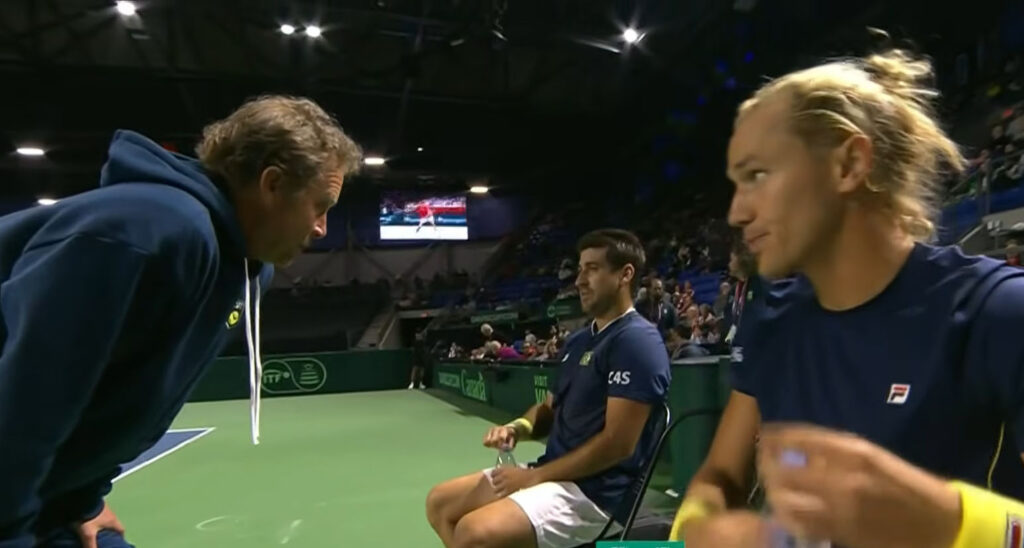 Brasil 2x3 Canadá em dia decisivo na Copa Davis. Saiba como foi! 2 live2