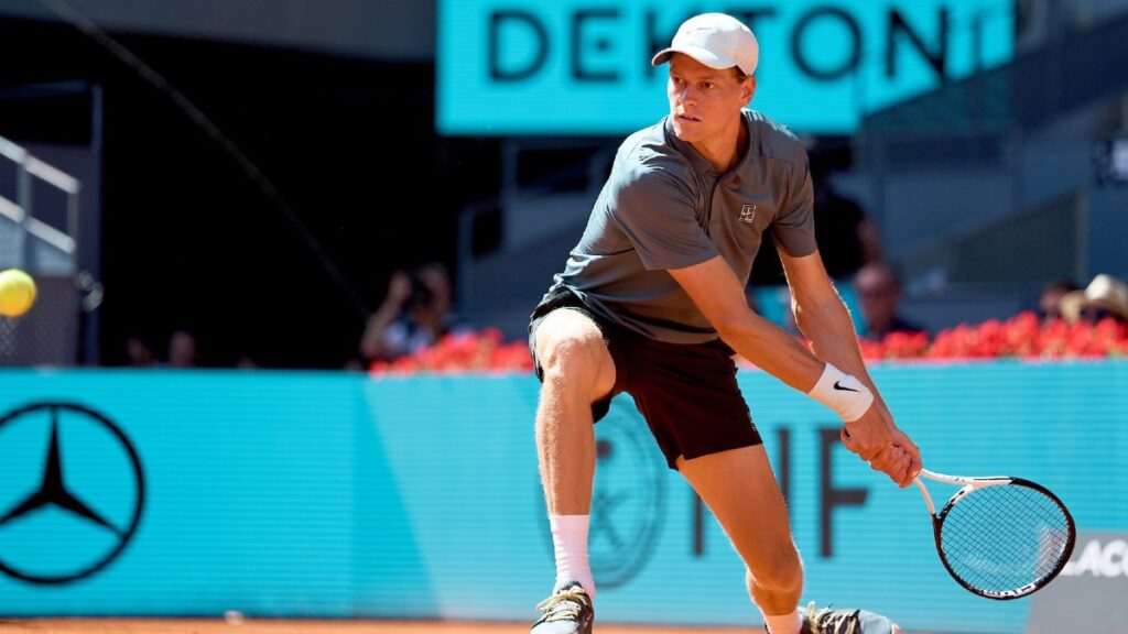 Sinner iguala feitos de Djokovic em Masters 41 sinnermadri262gd