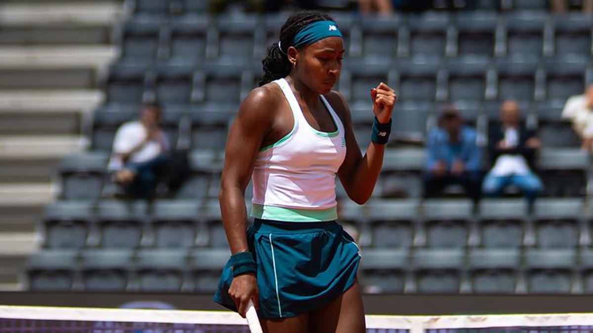 Gauff vira mais uma, mantém freguesia contra Andreeva e volta à semi de Roma