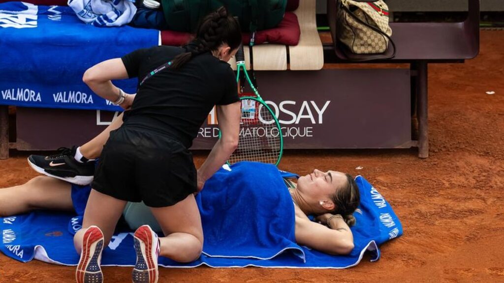 Sabalenka explica lesão: 'Meu corpo estava me limitando' 17 sabalenkaroma26lesao