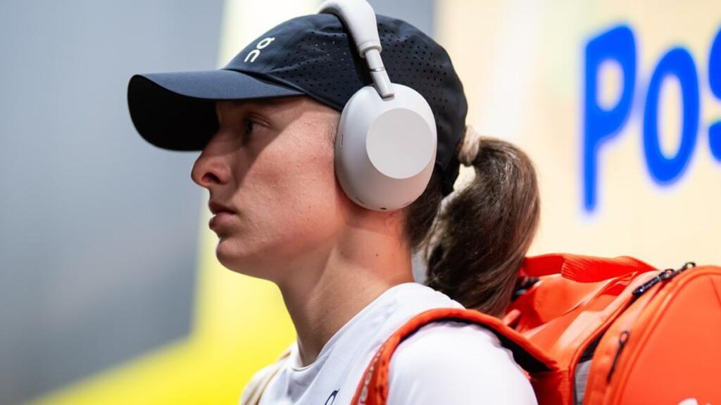 Swiatek sai de cabeça erguida após queda na semi em Roma 3 swiatekroma26d
