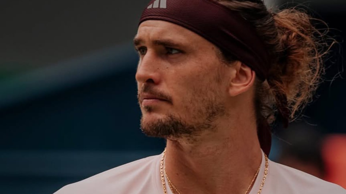 Zverev brilha em Xangai, vence De Minaur e lamenta ausência de Sinner