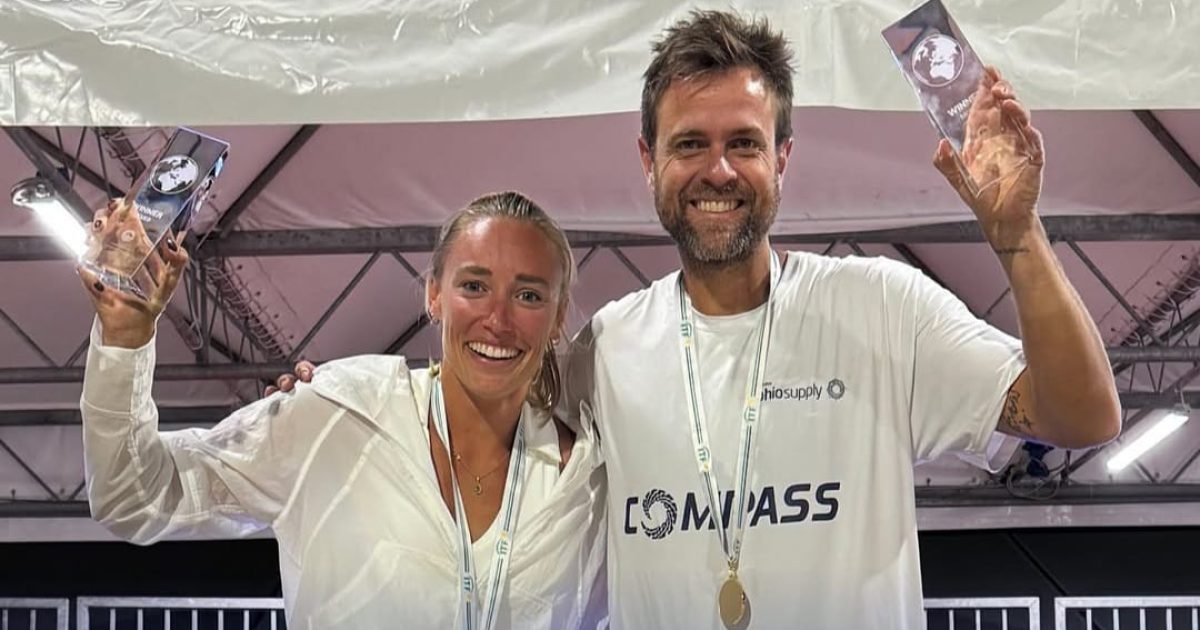 Fabrício Neis à direita (Crédirto: @programaplaybt)