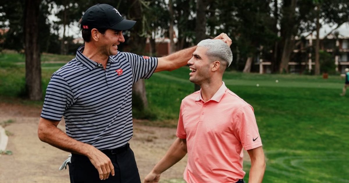 Roger Federer e Carlos Alcaraz jogam golfe em Los Angeles