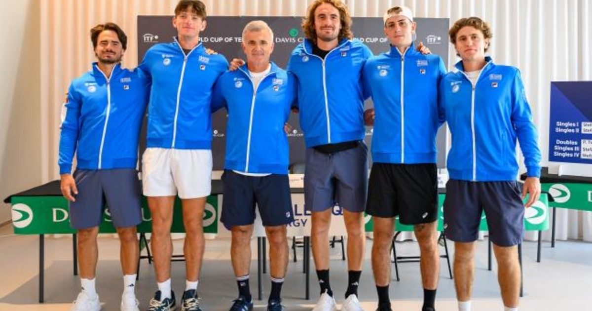 Equipe da Grécia no sorteio para confronto contra Brasil pela Copa Davis
(Crédito: Divulgação)