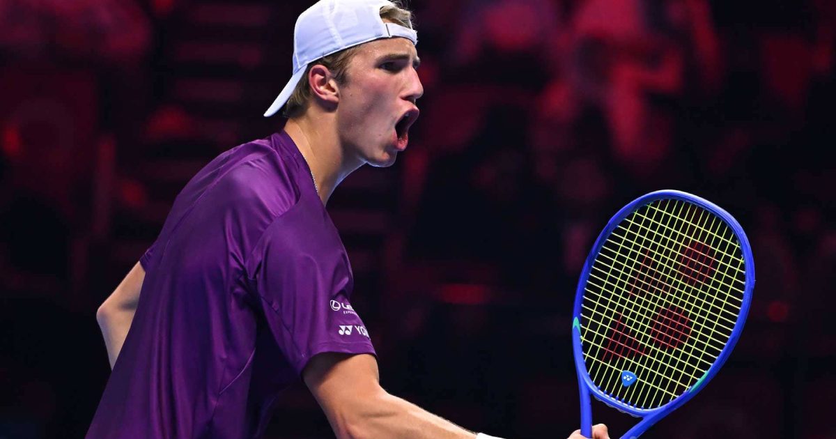 Nicolai Budkov Kjaer vibra em Jeddah (Crédito: Corinne Dubreuil/ATP Tour)